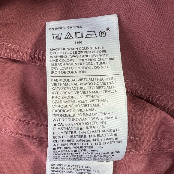 ATHLETA Attitude II Mid Rise Jogger Pant in Dusty Rose Pink, size 6 - Picture 8 of 11